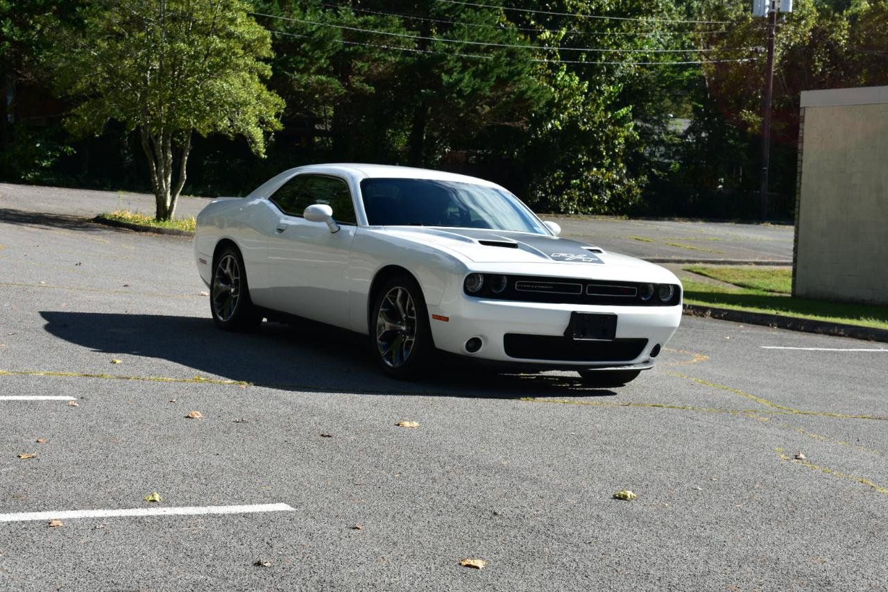 Used 2015 Dodge Challenger R/T w/ Quick Order Package 28B R/T RWD image 9