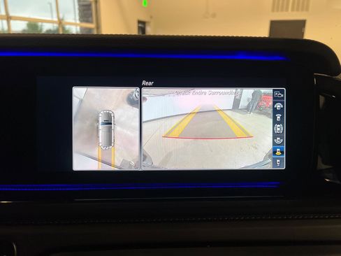 Used 2021 Mercedes-Benz G 63 AMG 4MATIC w/ Seat Comfort Package image 19