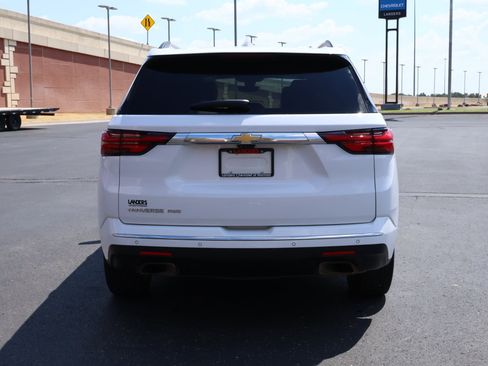 Used 2023 Chevrolet Traverse High Country AWD/4WD image 35