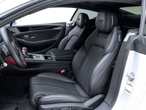 Used 2023 Bentley Continental GT Mulliner AWD/4WD image 14