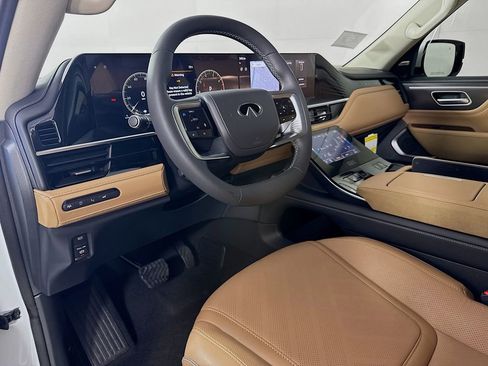 New 2026 INFINITI QX80 Luxe image 9