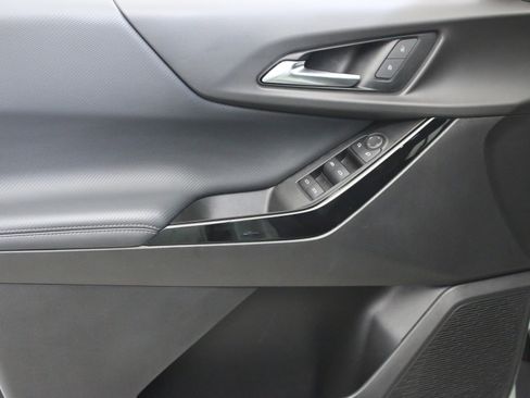 Certified 2025 Chevrolet Equinox LT FWD image 19