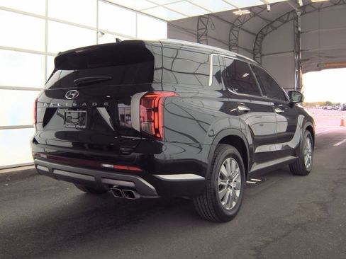 Used 2024 Hyundai Palisade SEL FWD image 6