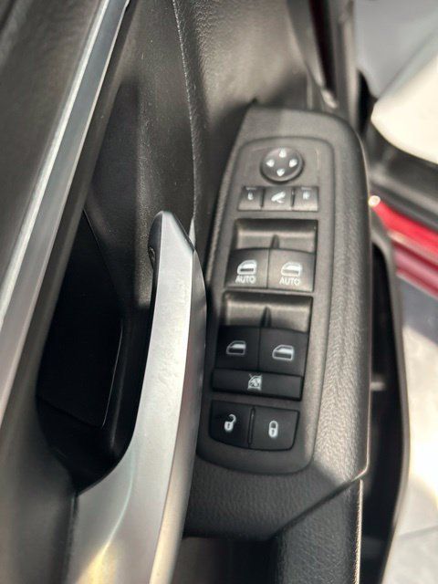Used 2023 RAM 1500 Big Horn AWD/4WD image 8