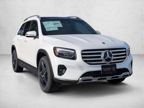 New 2026 Mercedes-Benz GLB 250 image 7