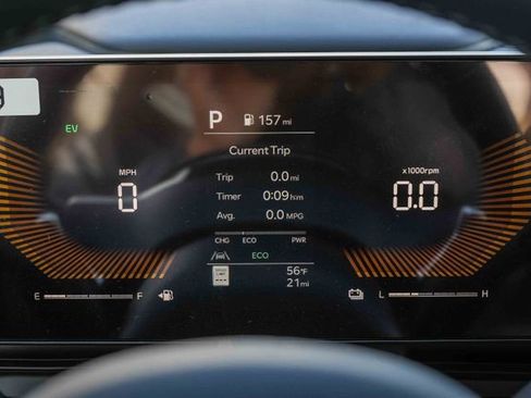 New 2026 Kia Carnival EX FWD image 25