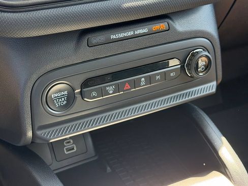 Certified 2025 Ford Bronco Sport Outer Banks w/ Outer Banks Tech Package+ AWD/4WD image 16
