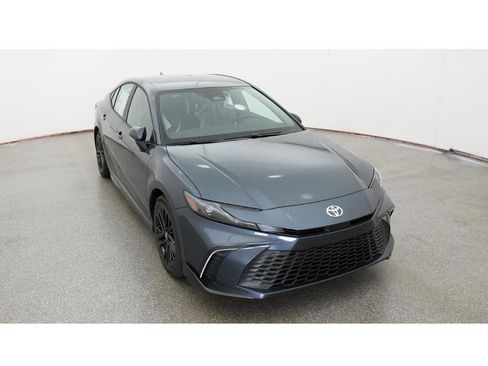 New 2026 Toyota Camry SE image 14