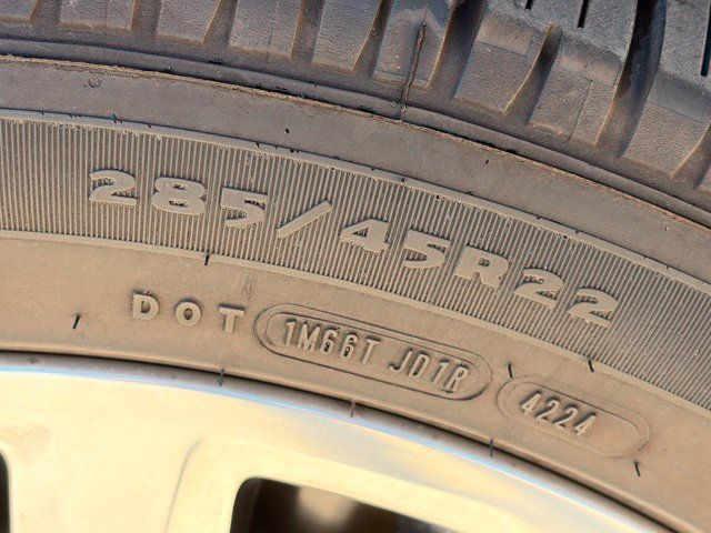Used 2022 Jeep Grand Wagoneer Series III AWD/4WD image 11