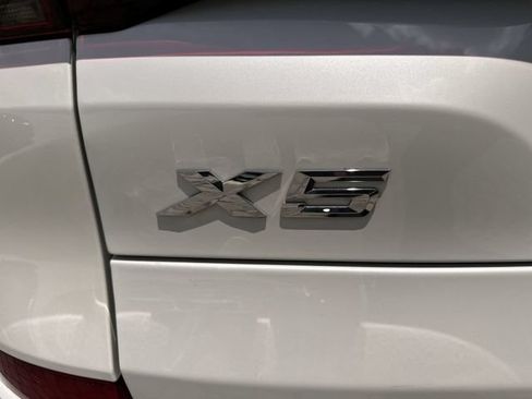 Used 2022 BMW X5 xDrive45e w/ M Sport Package AWD/4WD image 40