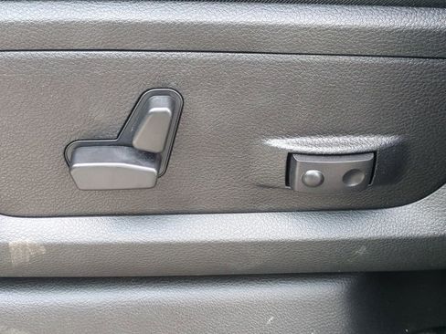 New 2026 RAM 3500 Laramie AWD/4WD image 20