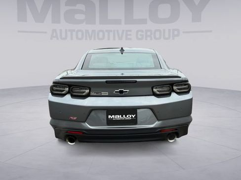 Used 2019 Chevrolet Camaro LT RWD image 4