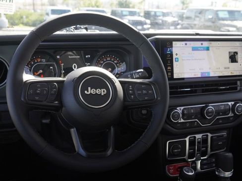 New 2026 Jeep Gladiator Mojave image 25