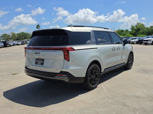 New 2027 Kia Carnival SX w/ Dark Edition Package FWD image 7