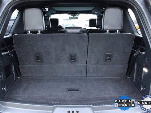 Used 2021 Ford Expedition XLT image 10