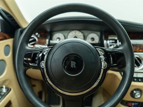 Used 2013 Rolls-Royce Ghost image 93