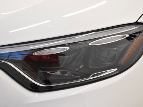Used 2023 Mercedes-Benz GLC 300 4MATIC image 15