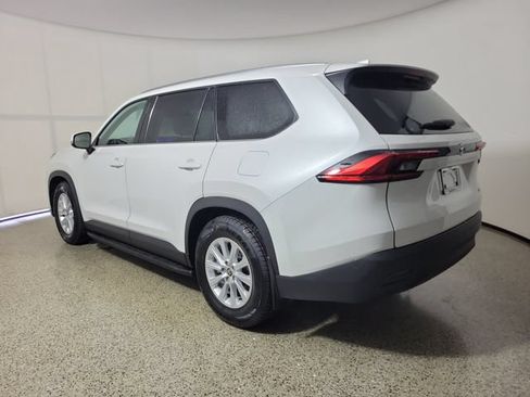 Used 2024 Toyota Grand Highlander FWD image 7