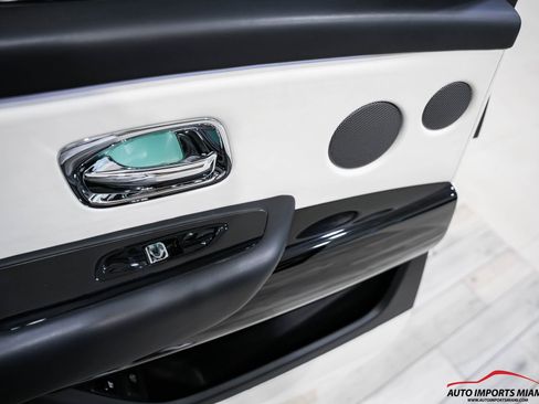 Used 2022 Rolls-Royce Cullinan image 63