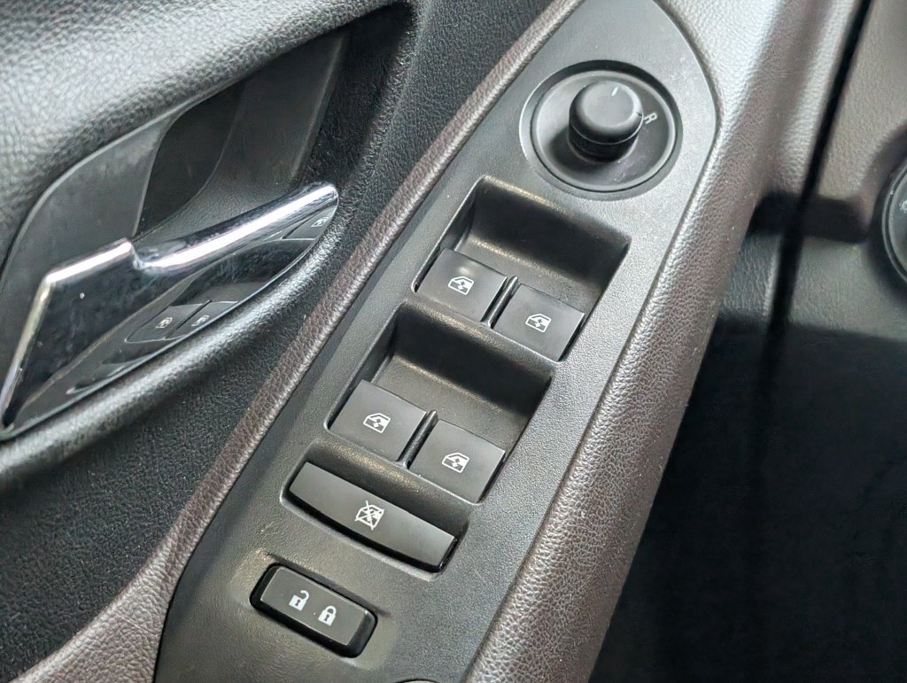 Used 2015 Chevrolet Trax LT w/ LT Plus Package FWD image 14