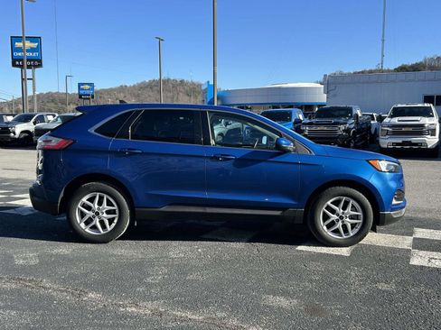 Used 2024 Ford Edge SEL image 2