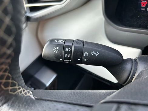 Used 2023 Toyota Sequoia Capstone AWD/4WD image 24