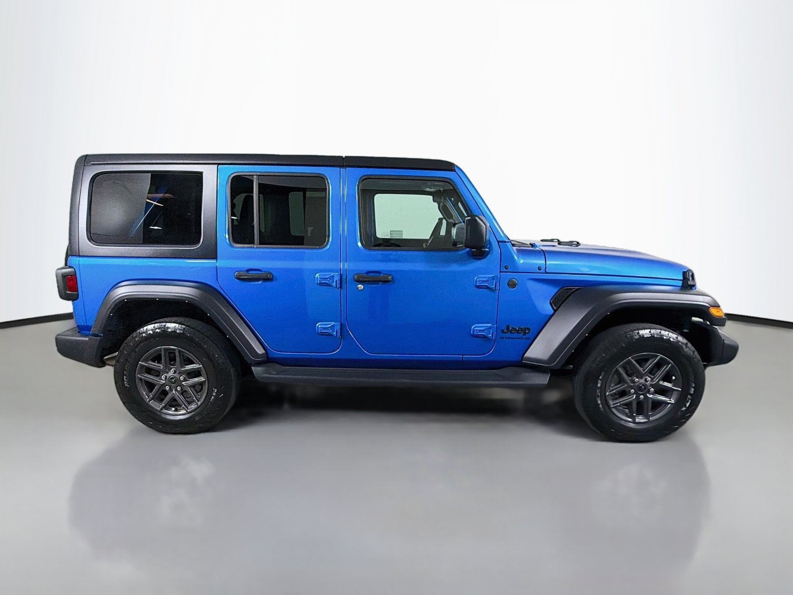 Used 2024 Jeep Wrangler Unlimited Sport AWD/4WD image 6