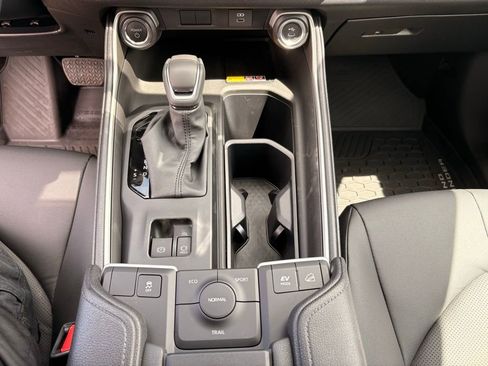 Used 2026 Toyota Grand Highlander AWD Hybrid image 18