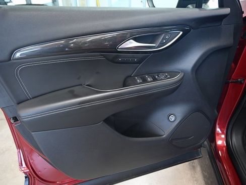 Used 2021 Buick Envision Essence w/ Sport Touring Package image 27