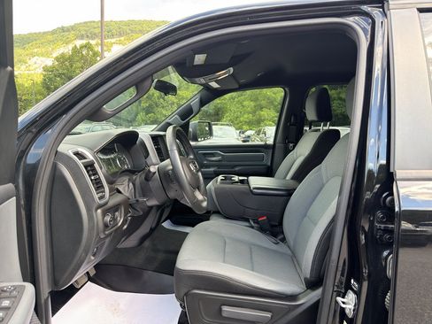 Used 2022 RAM 1500 Big Horn AWD/4WD image 10
