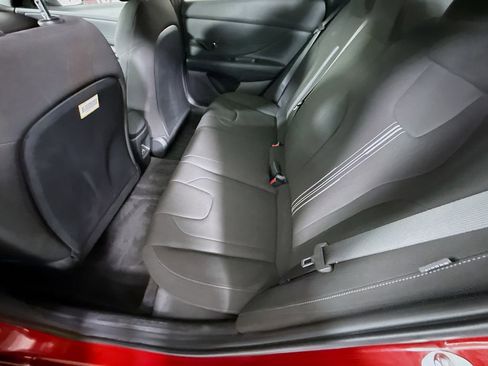 Certified 2025 Hyundai Elantra Sport FWD image 26