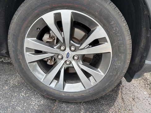 Used 2020 Ford Explorer Platinum w/ Premium Technology Package image 4