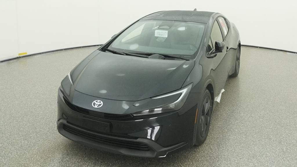 New 2026 Toyota Prius LE FWD image 3