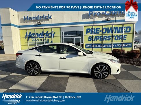 Used 2021 Nissan Altima 2.5 Platinum image 1