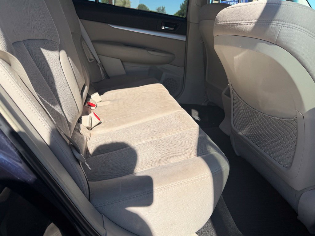 Used 2014 Subaru Outback 2.5i Premium AWD/4WD image 9
