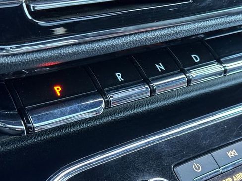 Used 2020 Lincoln Navigator L Reserve w/ Equipment Group 208A Reserve image 35