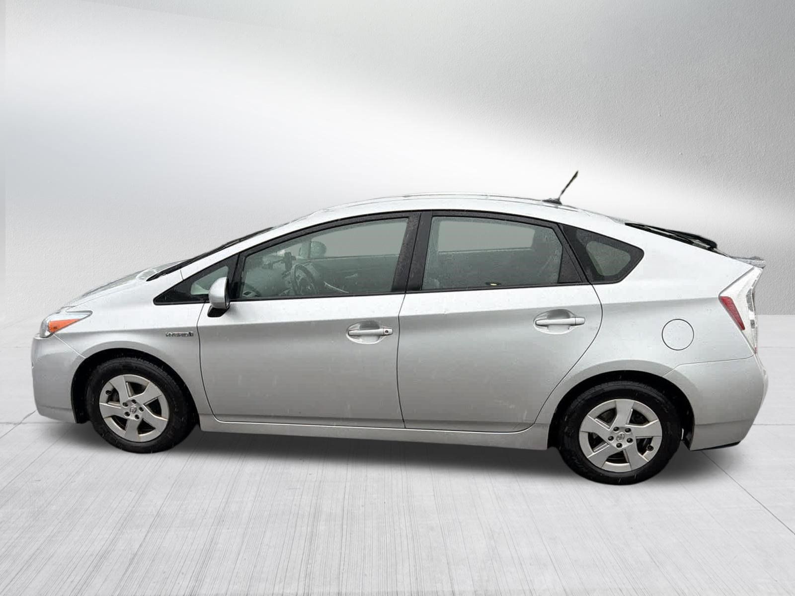 Used 2011 Toyota Prius Four w/ Navigation Pkg FWD image 8