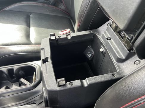 Used 2021 Jeep Wrangler Unlimited Rubicon image 25