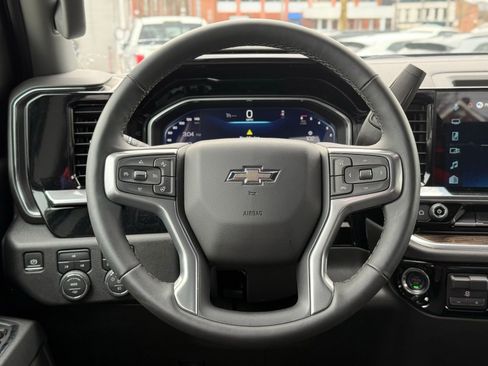 Used 2025 Chevrolet Silverado 2500 LT w/ Trail Boss Package image 15