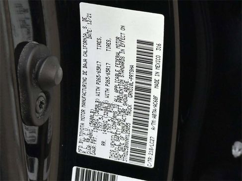 Used 2022 Toyota Tacoma TRD Sport w/ TRD Premium Sport Package image 30