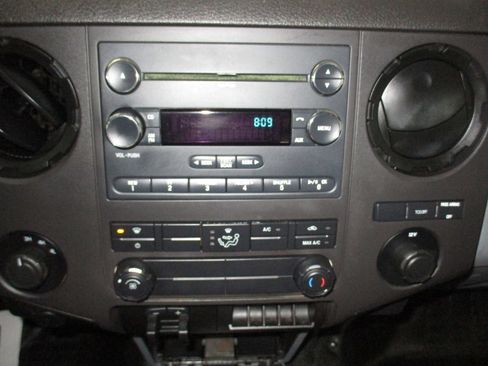 Used 2012 Ford F350 XL w/ Skid Plate Pkg AWD/4WD image 23