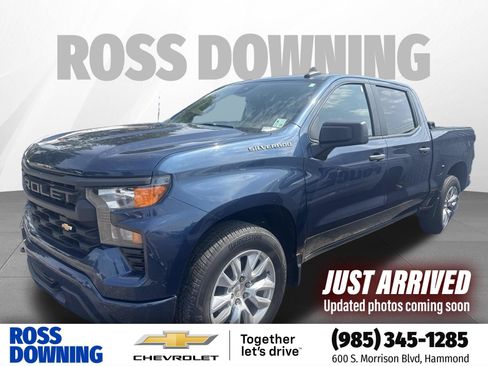 Used 2022 Chevrolet Silverado 1500 Custom RWD image 1
