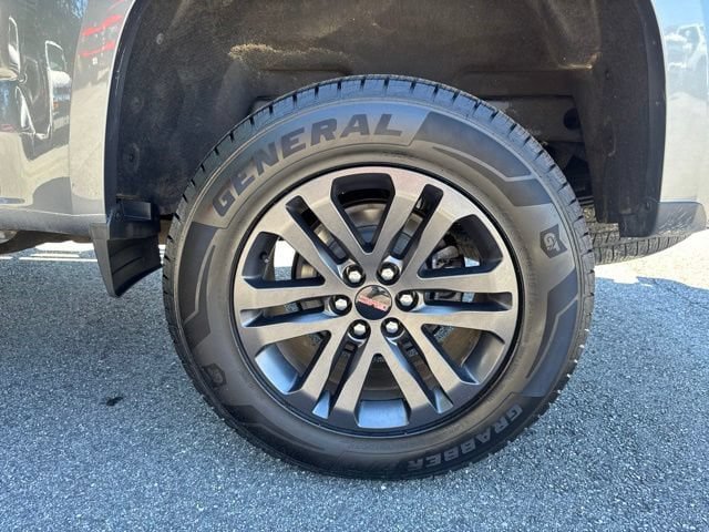 Used 2020 GMC Canyon SLE w/ Elevation Edition AWD/4WD image 9