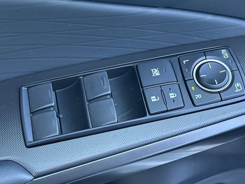 Used 2025 Lexus IS 350 F Sport image 13