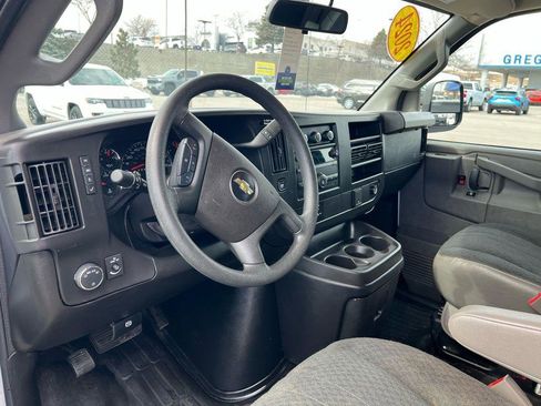 Used 2024 Chevrolet Express 2500 w/ Driver Convenience Package image 18