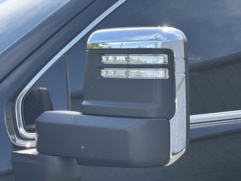 Used 2025 GMC Sierra 2500 Denali w/ Denali Reserve Package AWD/4WD image 40