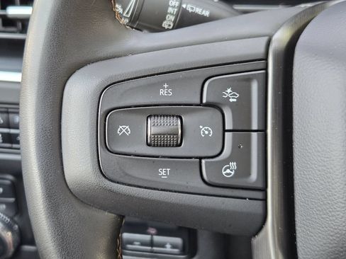 Used 2023 GMC Yukon AT4 w/ AT4 Premium Plus Package AWD/4WD image 27
