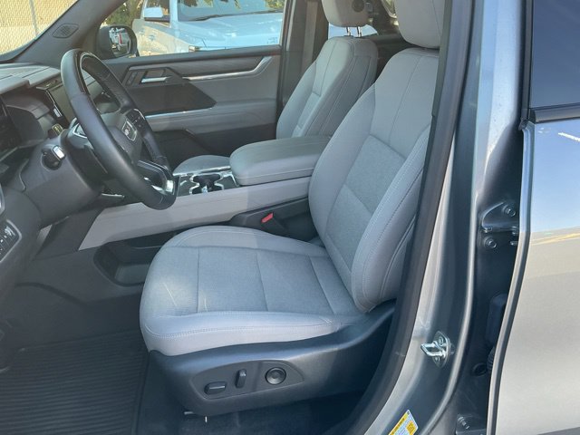 Used 2026 GMC Acadia Elevation w/ Super Cruise Package AWD/4WD image 18