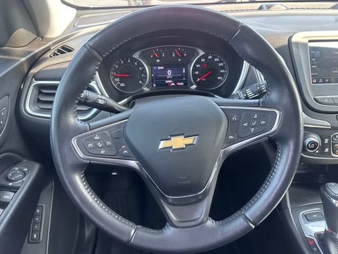 Used 2021 Chevrolet Equinox LT AWD/4WD image 17