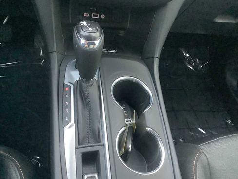 Used 2021 Chevrolet Equinox Premier image 18